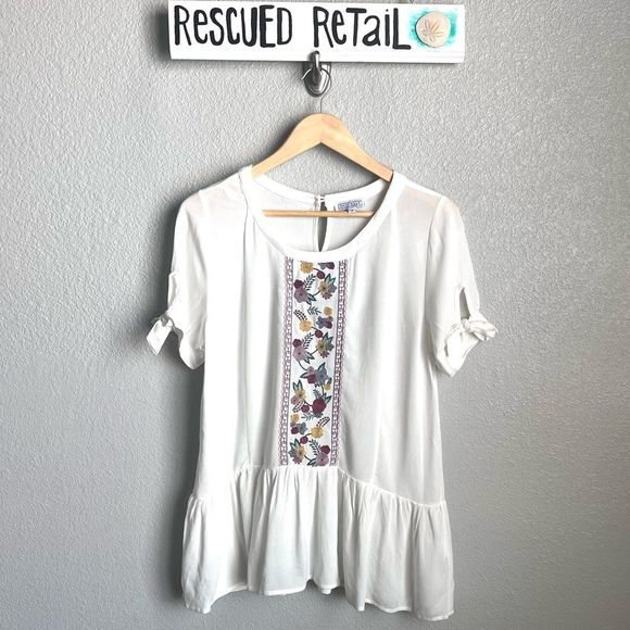 Sweet Salt Tops - Sweet Salt Embroidered Detail Front Blouse Size Small